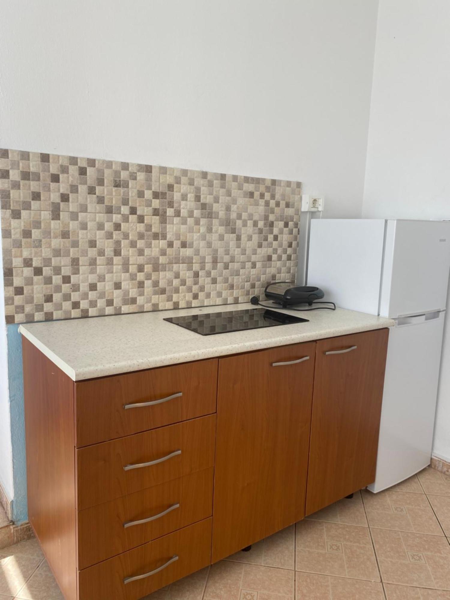 Vila M Vera Rooms With Kitchen And Apartments Durrës Kültér fotó