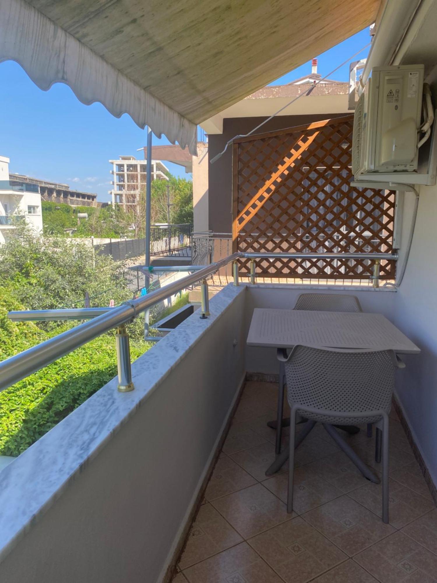 Vila M Vera Rooms With Kitchen And Apartments Durrës Kültér fotó